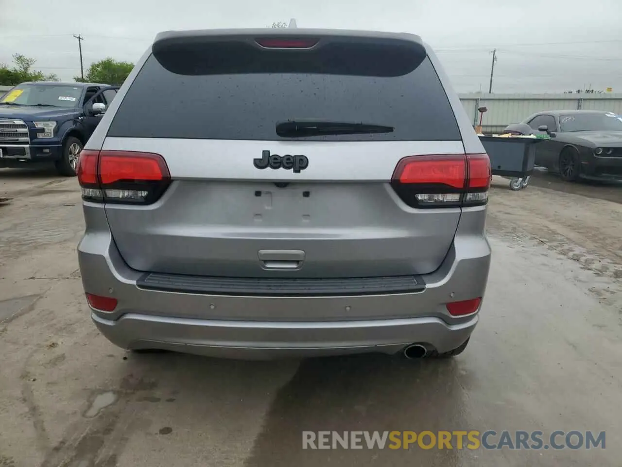 6 Photograph of a damaged car 1C4RJEAG8KC698551 JEEP GRAND CHER 2019