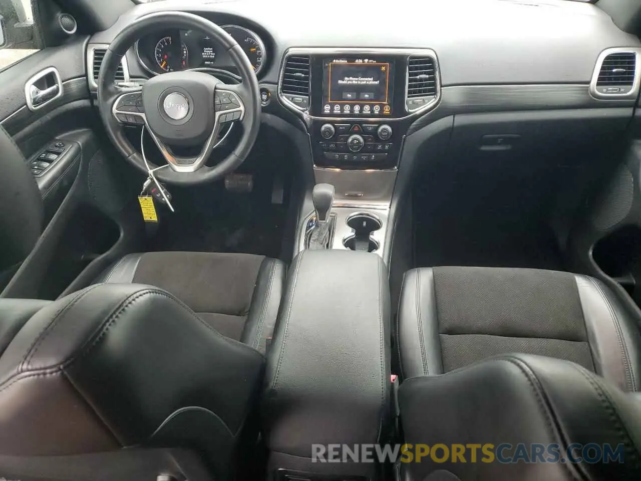 8 Photograph of a damaged car 1C4RJEAG8KC698551 JEEP GRAND CHER 2019