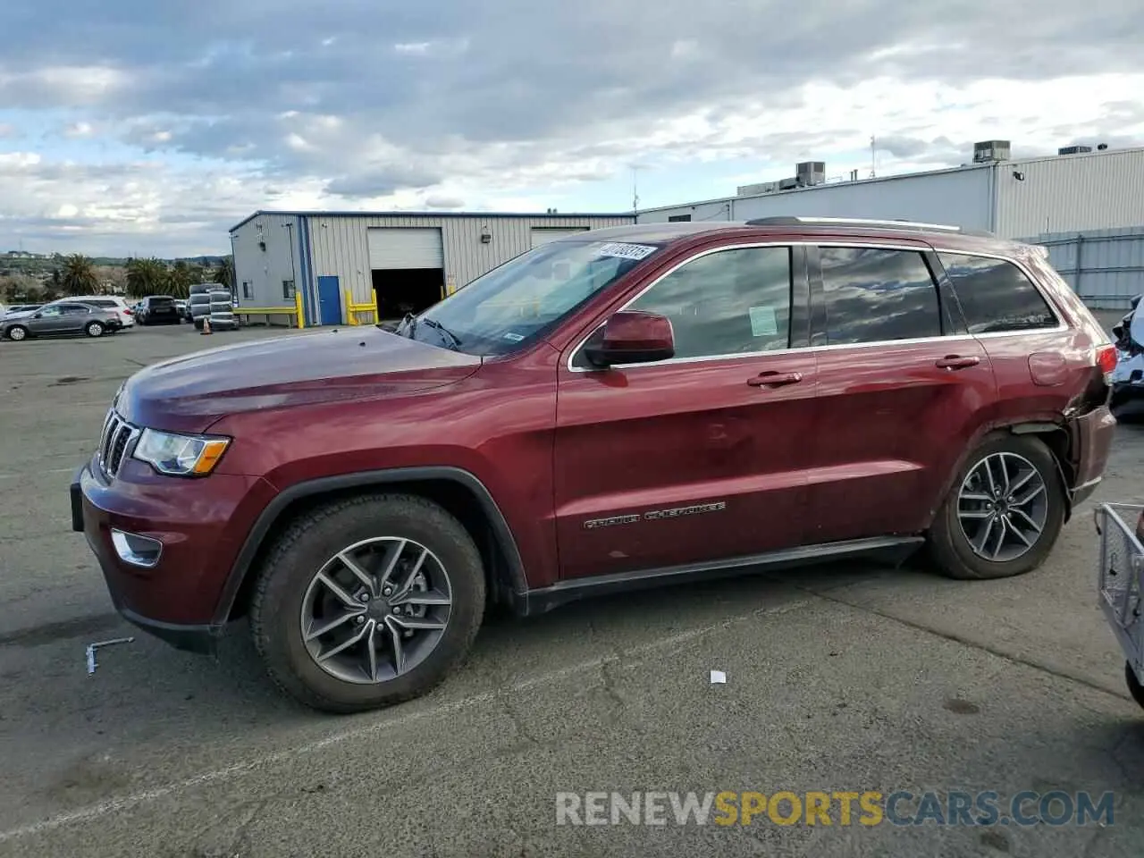 1 Photograph of a damaged car 1C4RJEAG9KC790591 JEEP GRAND CHER 2019