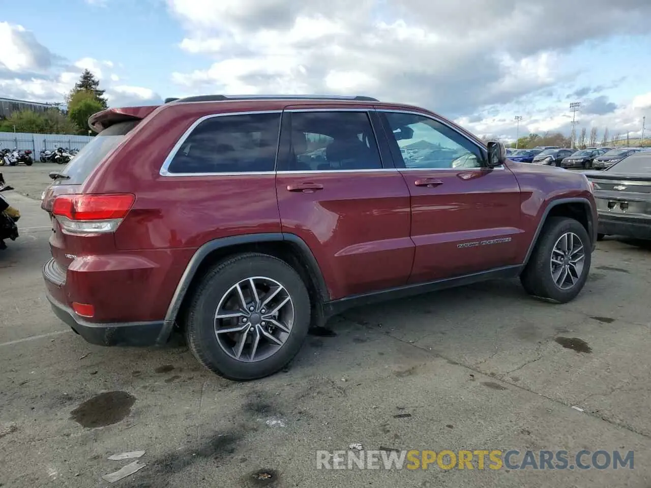 3 Photograph of a damaged car 1C4RJEAG9KC790591 JEEP GRAND CHER 2019