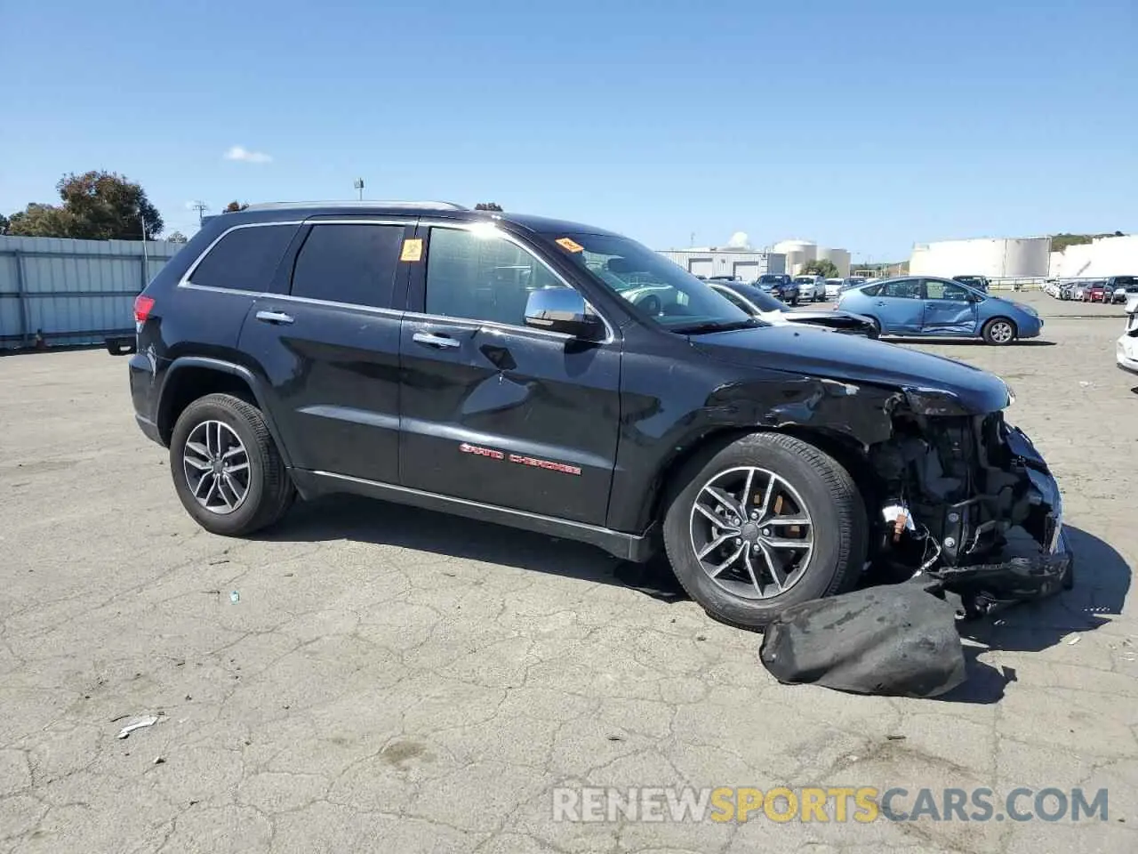 4 Photograph of a damaged car 1C4RJEBG0KC675442 JEEP GRAND CHER 2019