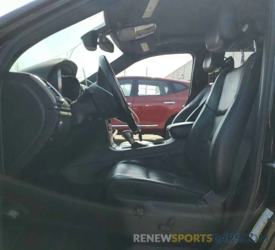 7 Photograph of a damaged car 1C4RJEBG0KC801511 JEEP GRAND CHER 2019