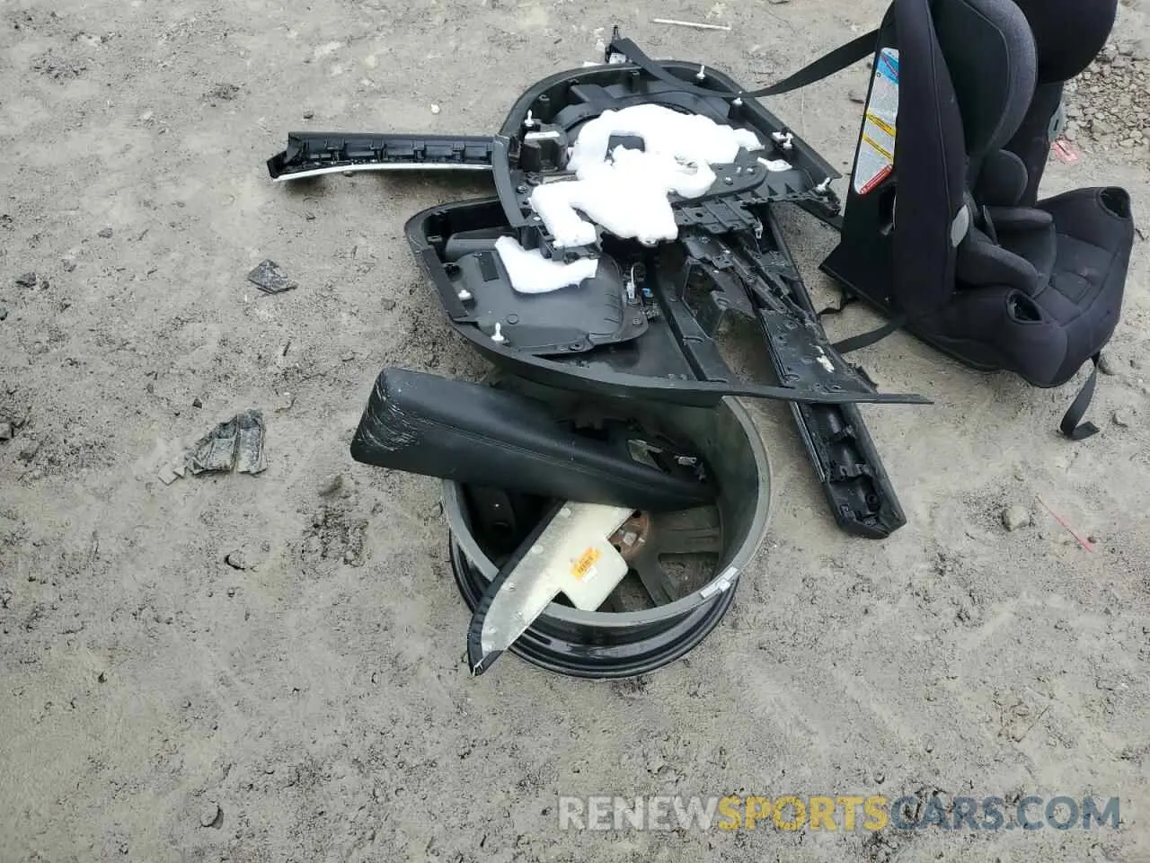 15 Photograph of a damaged car 1C4RJEBG2KC789166 JEEP GRAND CHER 2019