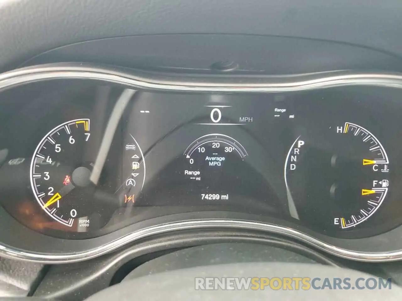 9 Photograph of a damaged car 1C4RJEBG6KC615116 JEEP GRAND CHER 2019