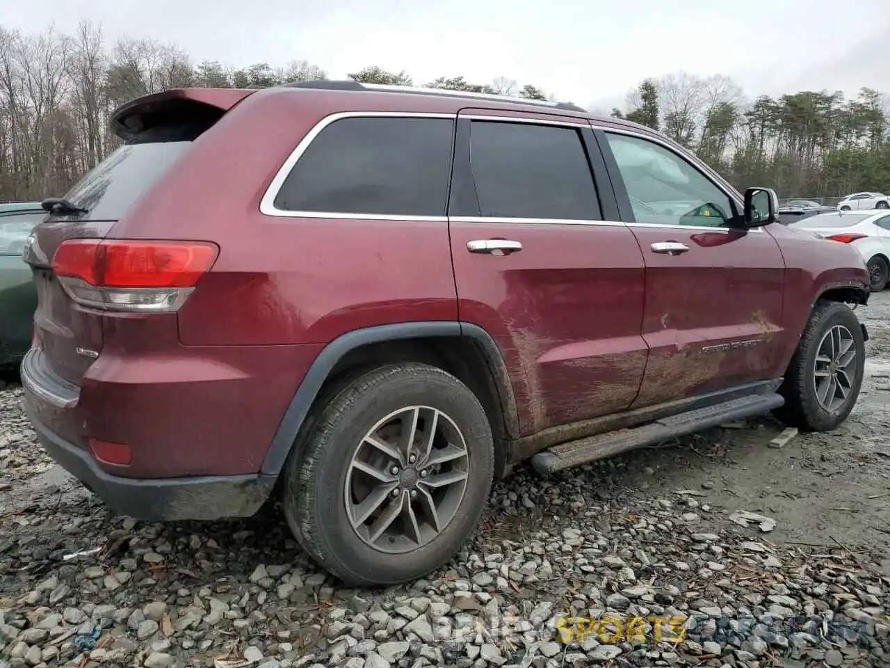 3 Photograph of a damaged car 1C4RJEBG9KC656761 JEEP GRAND CHER 2019