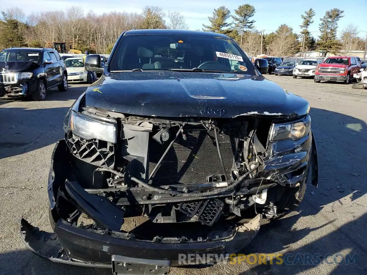 5 Photograph of a damaged car 1C4RJFAG0KC569435 JEEP GRAND CHER 2019