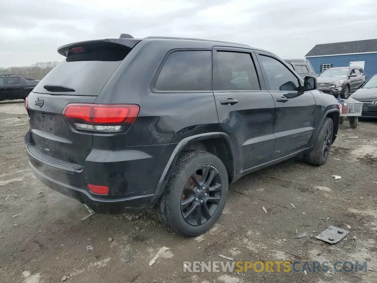 3 Photograph of a damaged car 1C4RJFAG0KC570018 JEEP GRAND CHER 2019
