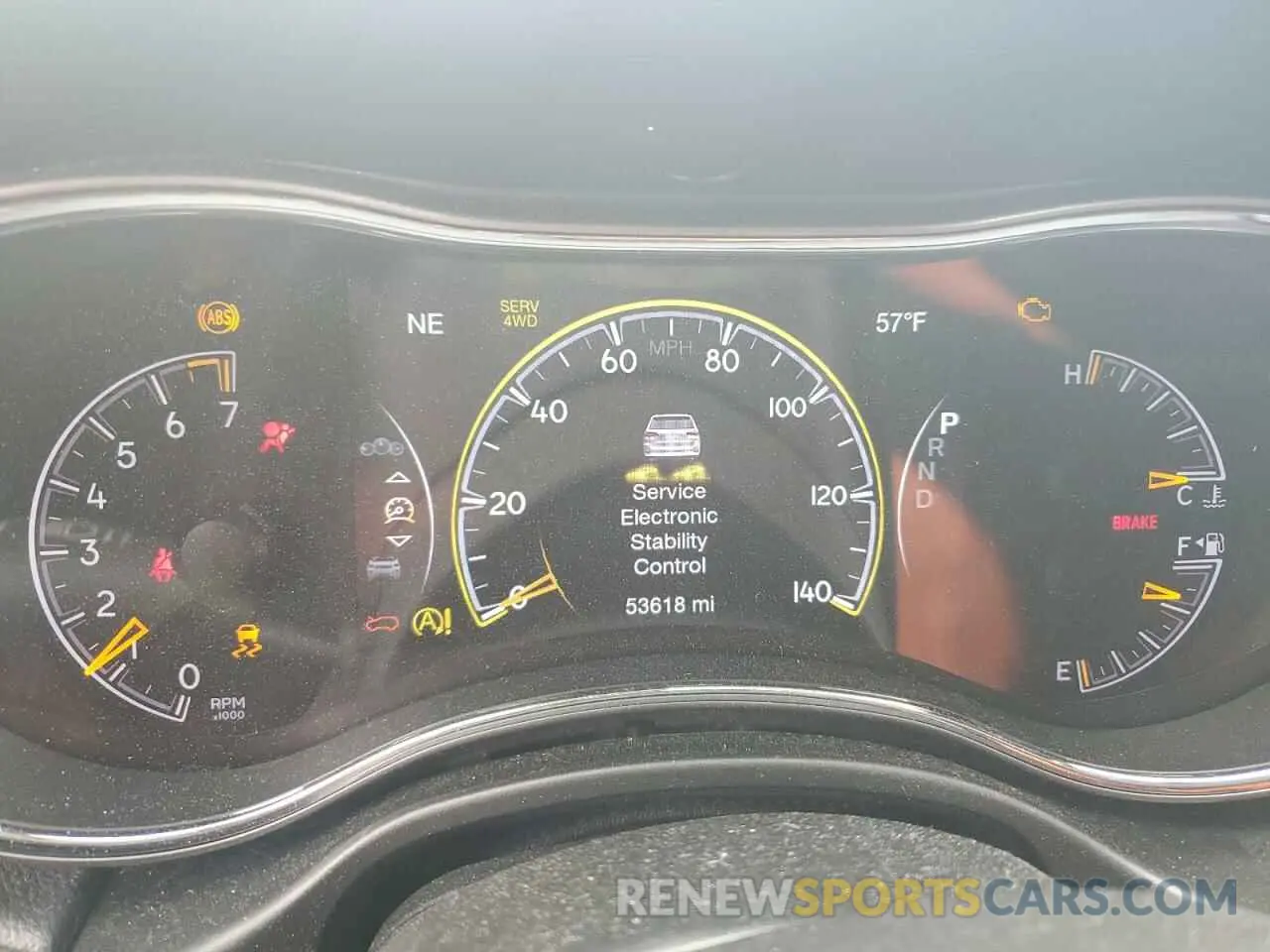 9 Photograph of a damaged car 1C4RJFAG0KC620268 JEEP GRAND CHER 2019