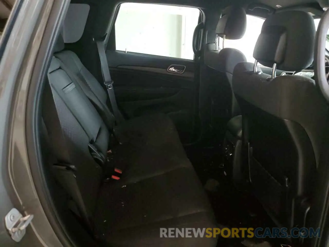 11 Photograph of a damaged car 1C4RJFAG0KC760594 JEEP GRAND CHER 2019