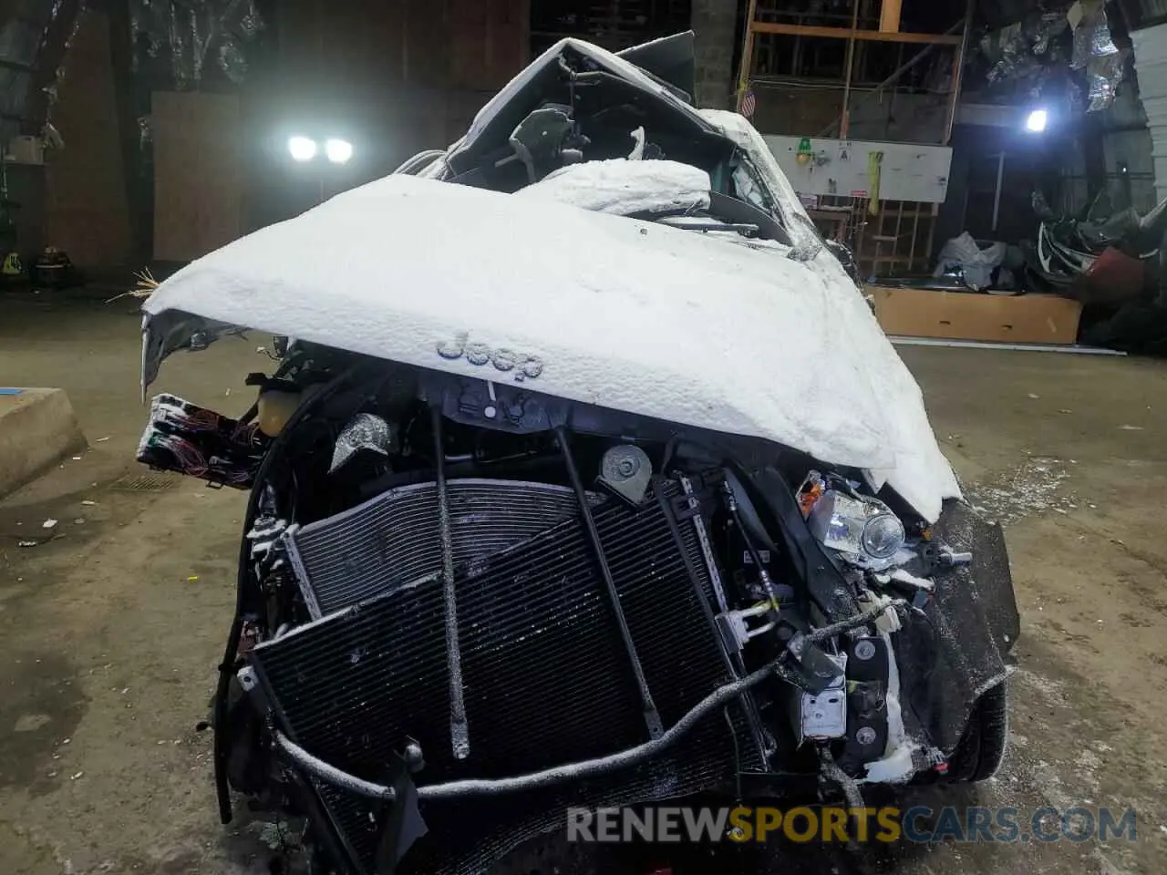 5 Photograph of a damaged car 1C4RJFAG0KC775547 JEEP GRAND CHER 2019