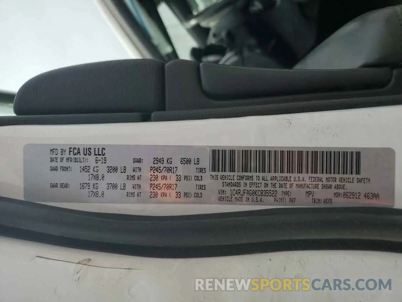 13 Photograph of a damaged car 1C4RJFAG0KC835522 JEEP GRAND CHER 2019