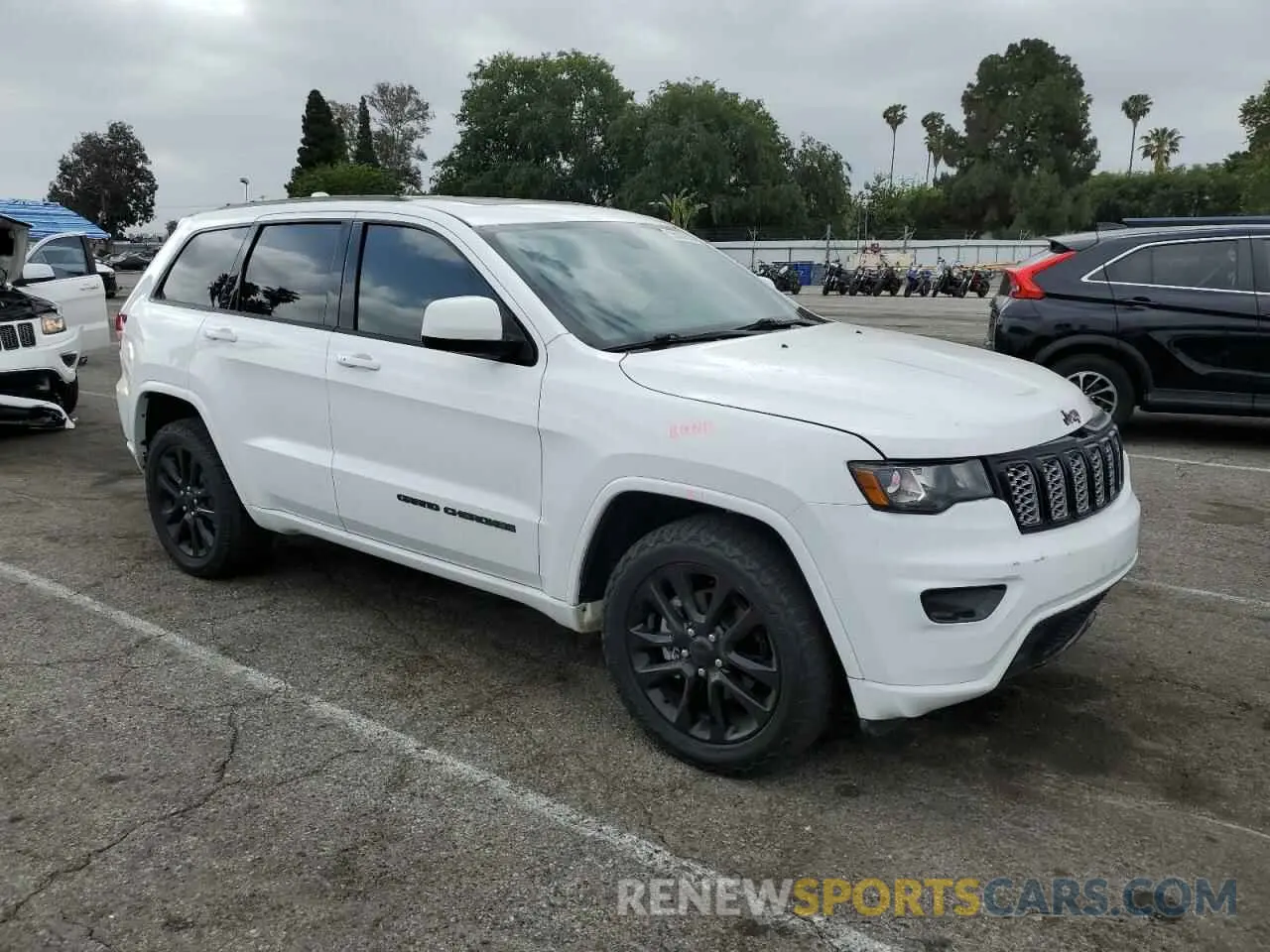 4 Photograph of a damaged car 1C4RJFAG1KC531986 JEEP GRAND CHER 2019