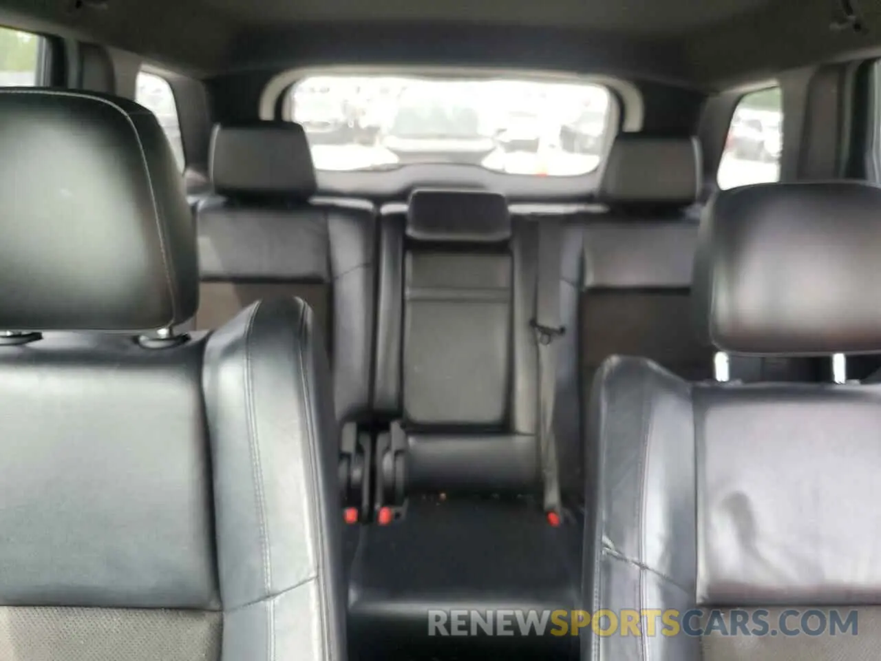 10 Photograph of a damaged car 1C4RJFAG1KC587555 JEEP GRAND CHER 2019