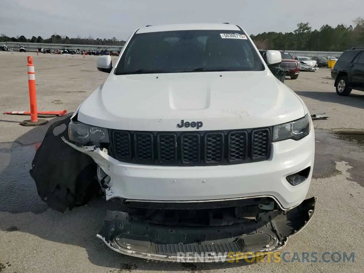 5 Photograph of a damaged car 1C4RJFAG1KC587796 JEEP GRAND CHER 2019