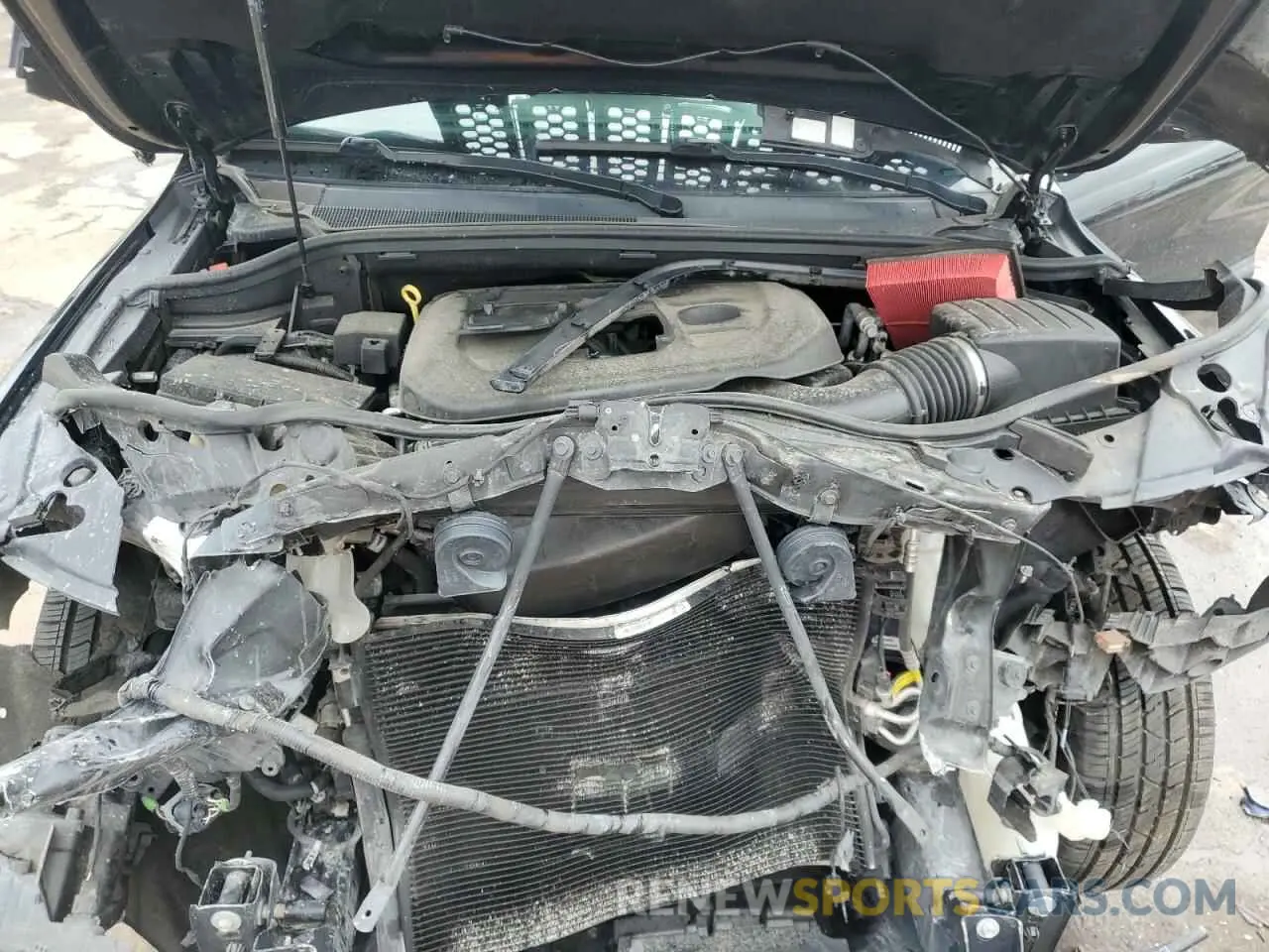12 Photograph of a damaged car 1C4RJFAG1KC588673 JEEP GRAND CHER 2019