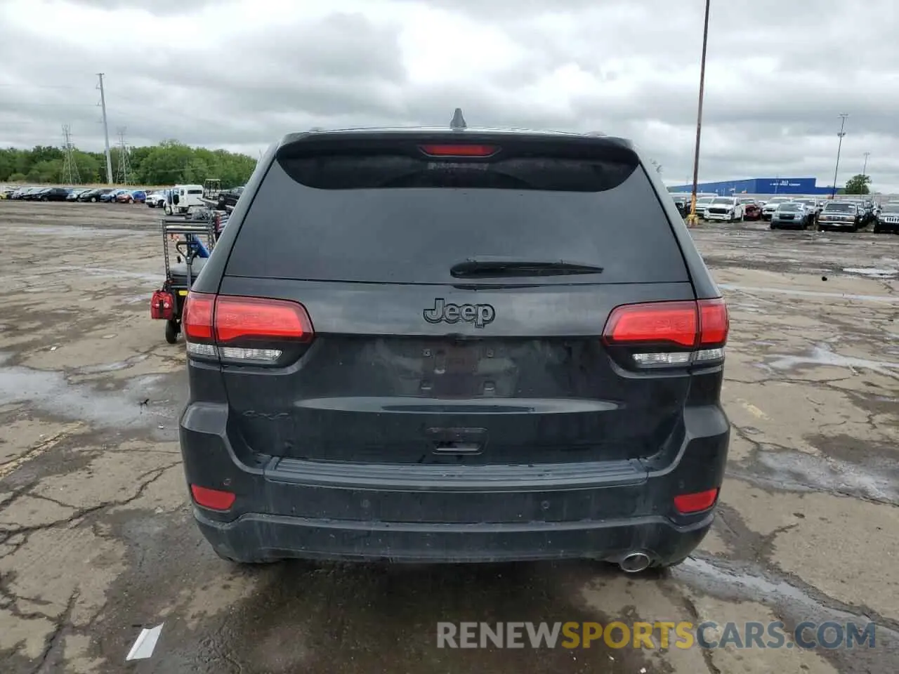6 Photograph of a damaged car 1C4RJFAG1KC588673 JEEP GRAND CHER 2019