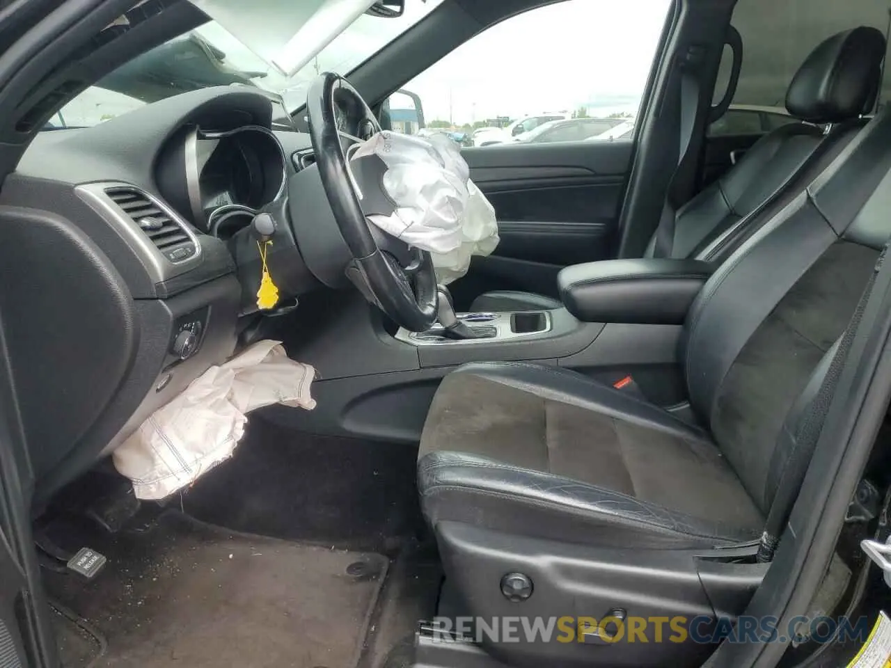7 Photograph of a damaged car 1C4RJFAG1KC588673 JEEP GRAND CHER 2019