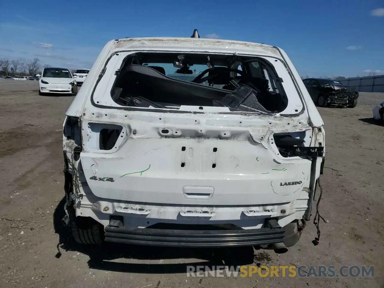 6 Photograph of a damaged car 1C4RJFAG1KC670158 JEEP GRAND CHER 2019