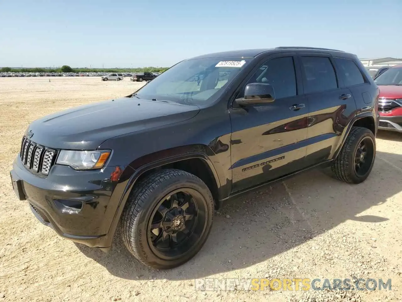 1 Photograph of a damaged car 1C4RJFAG1KC760944 JEEP GRAND CHER 2019