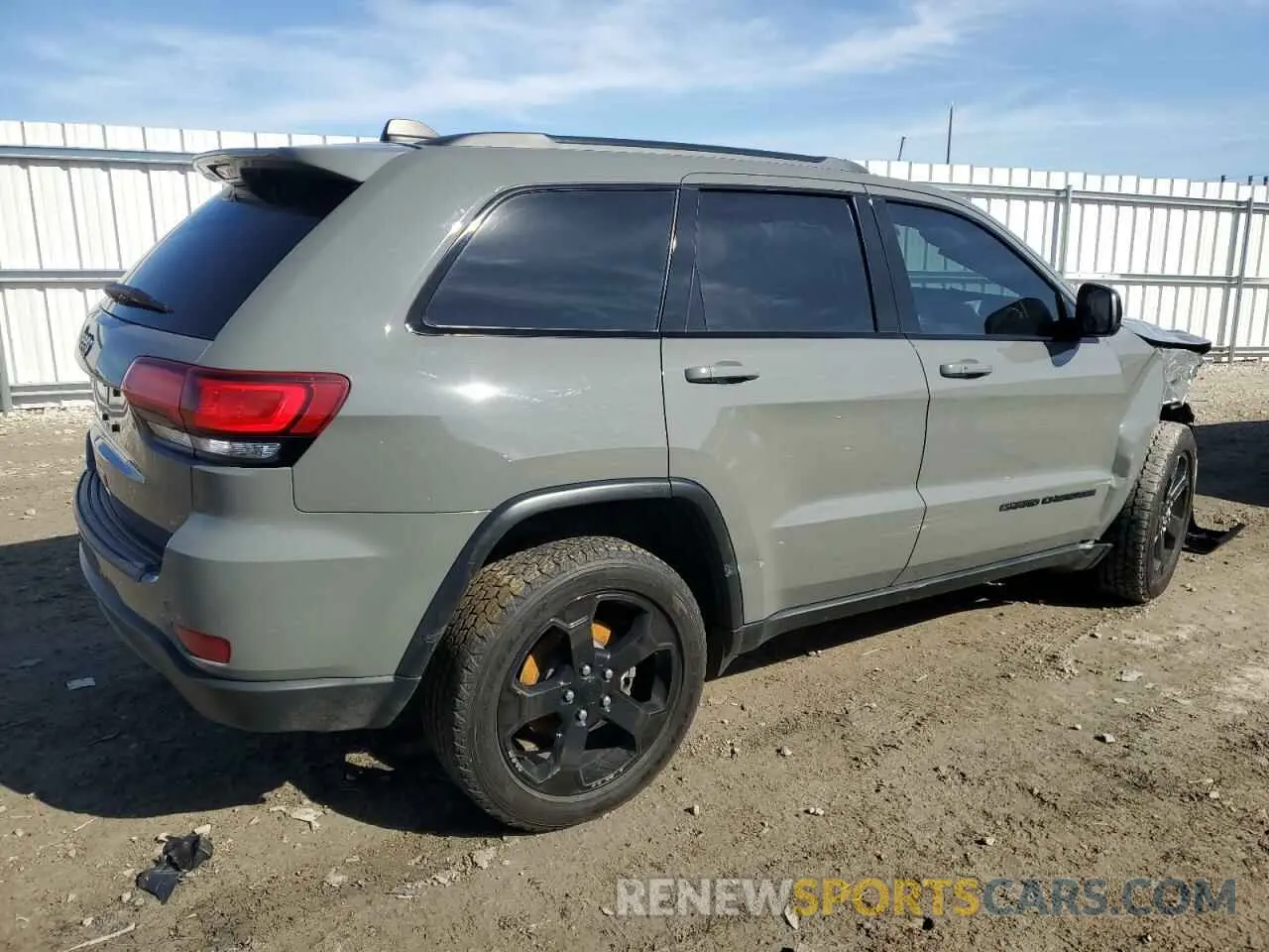 3 Photograph of a damaged car 1C4RJFAG1KC807907 JEEP GRAND CHER 2019