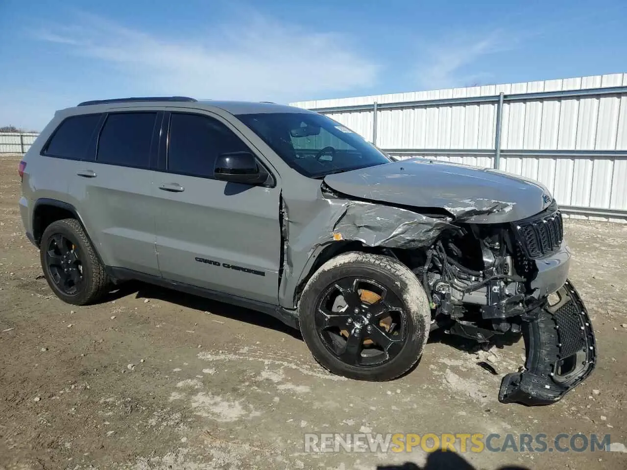 4 Photograph of a damaged car 1C4RJFAG1KC807907 JEEP GRAND CHER 2019
