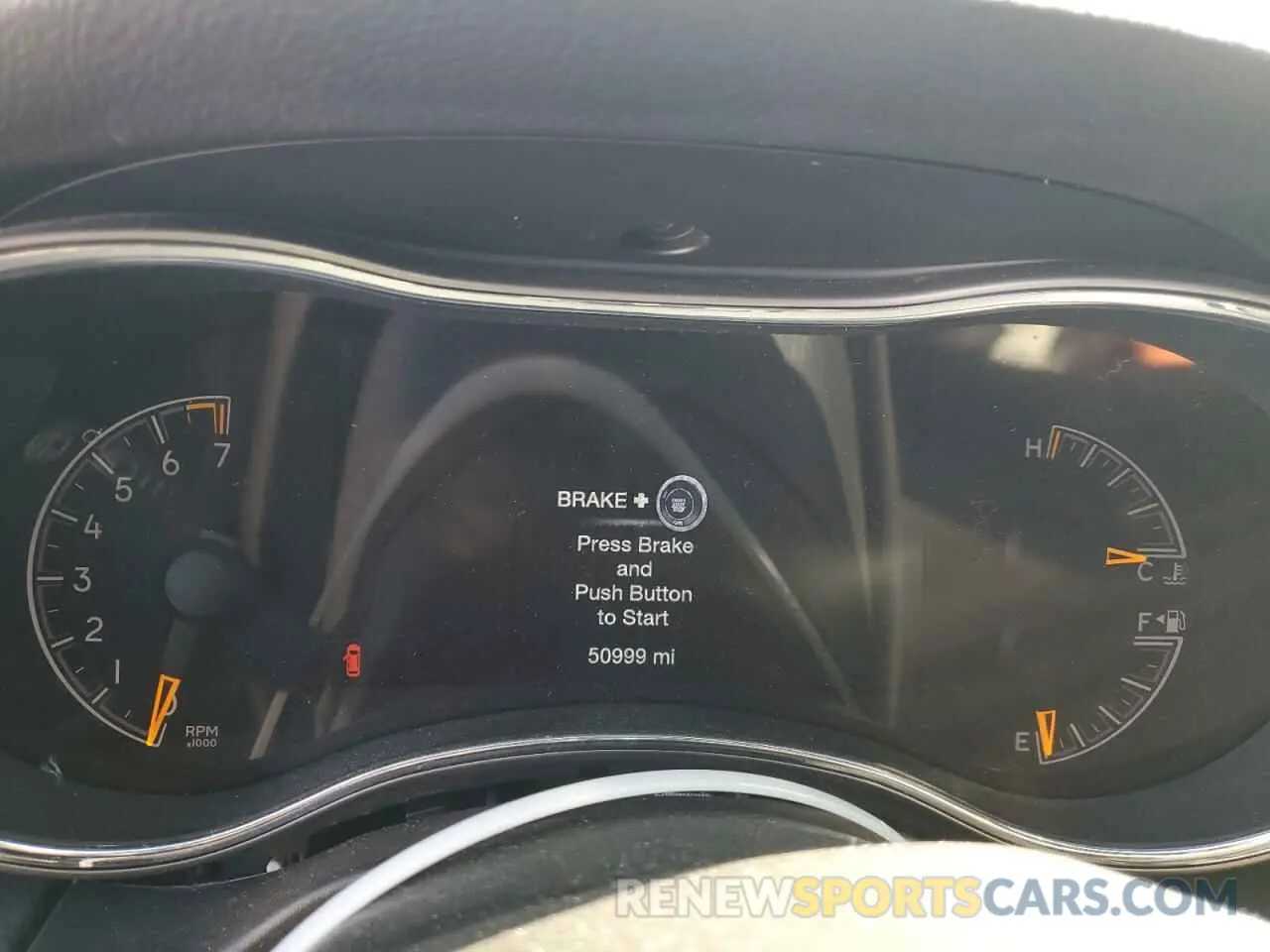 9 Photograph of a damaged car 1C4RJFAG1KC807907 JEEP GRAND CHER 2019