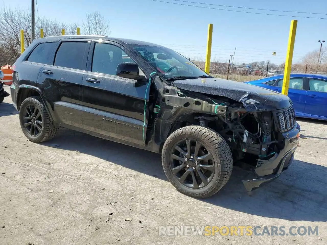 4 Photograph of a damaged car 1C4RJFAG1KC819376 JEEP GRAND CHER 2019