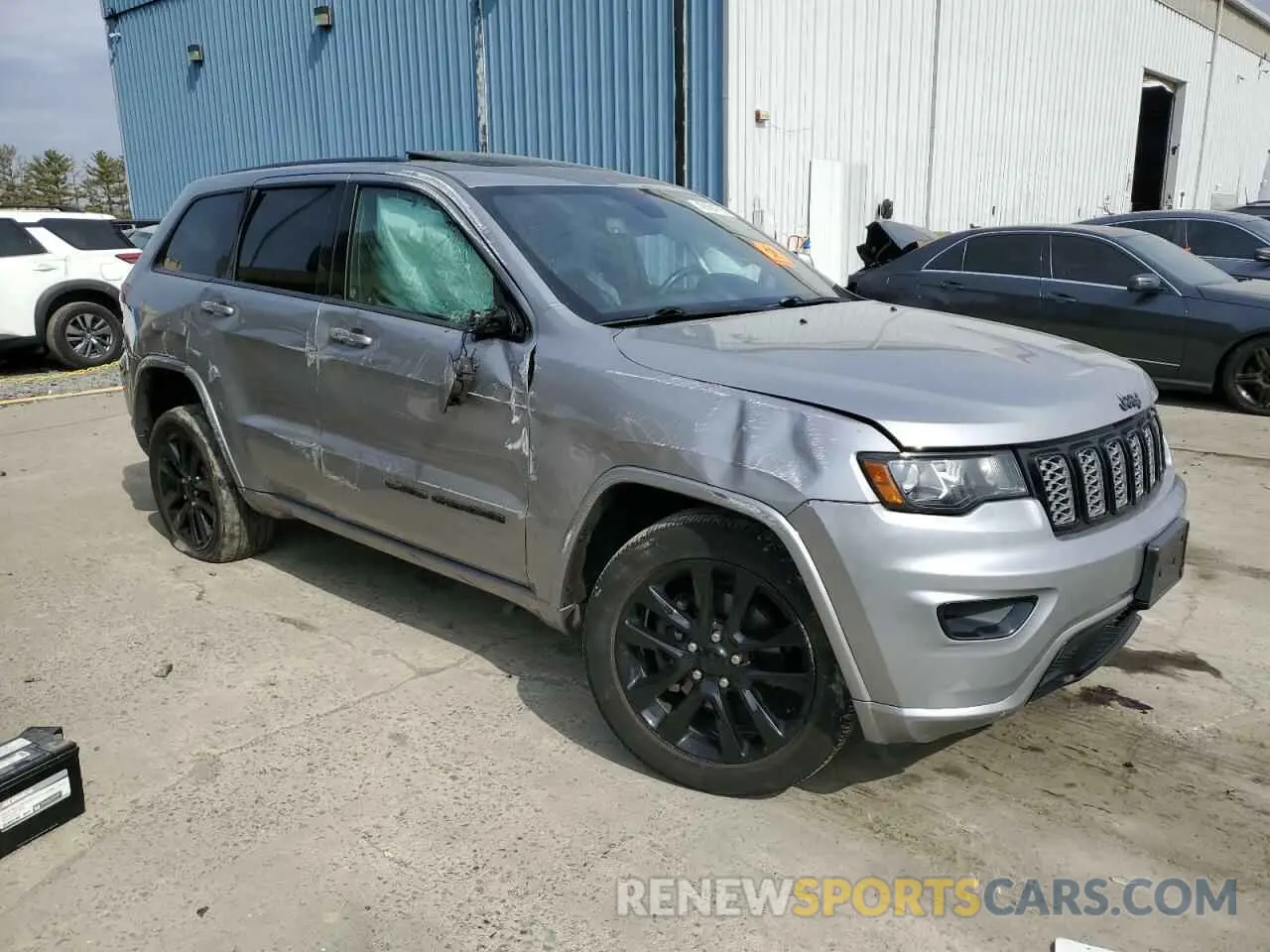 4 Photograph of a damaged car 1C4RJFAG1KC853883 JEEP GRAND CHER 2019