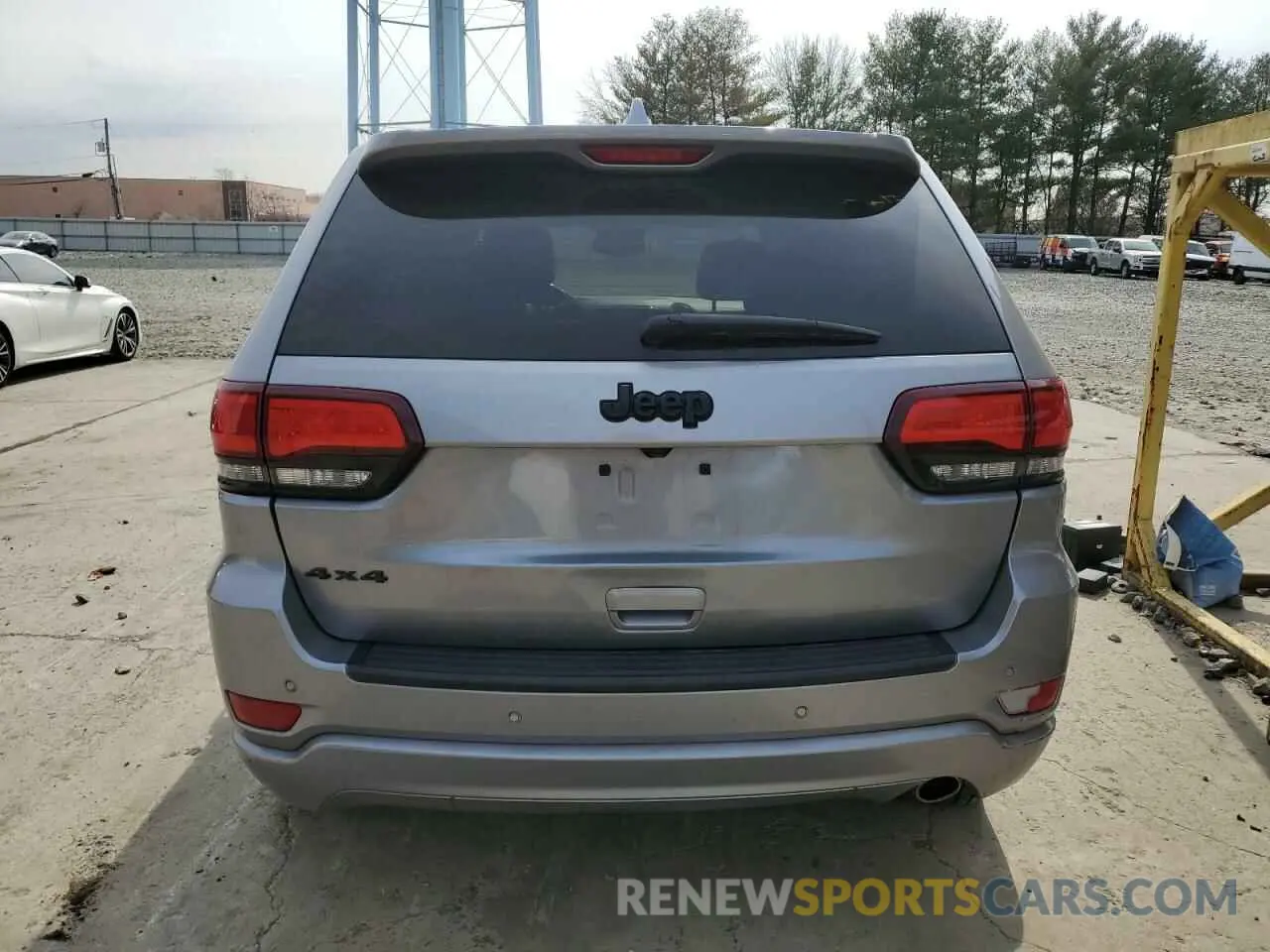 6 Photograph of a damaged car 1C4RJFAG1KC853883 JEEP GRAND CHER 2019