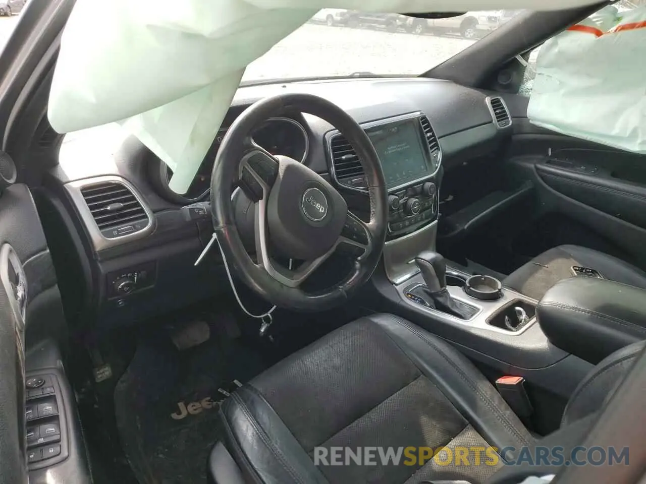 8 Photograph of a damaged car 1C4RJFAG1KC853883 JEEP GRAND CHER 2019