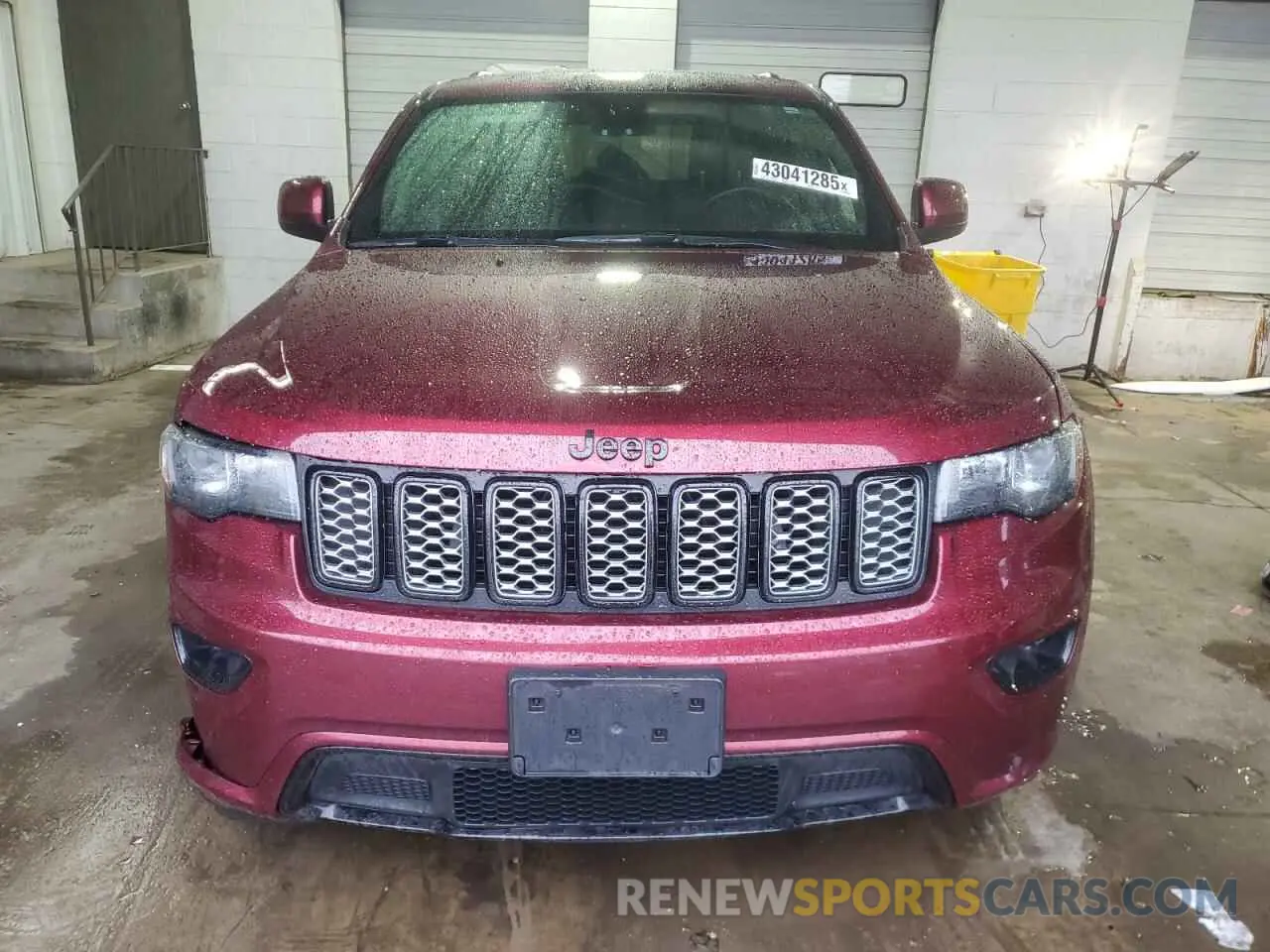 5 Photograph of a damaged car 1C4RJFAG2KC562406 JEEP GRAND CHER 2019