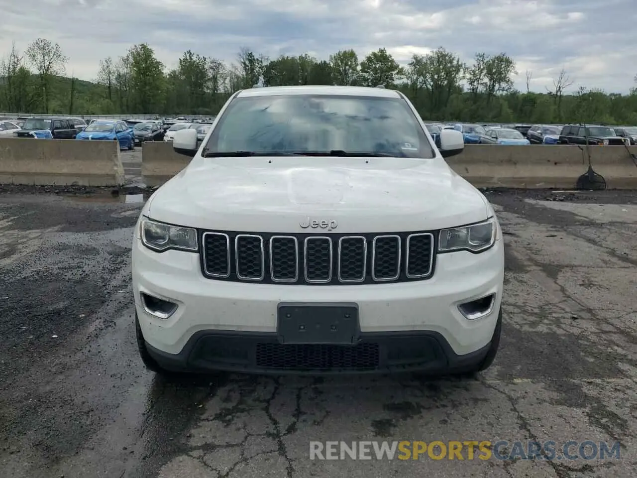 5 Photograph of a damaged car 1C4RJFAG2KC592635 JEEP GRAND CHER 2019