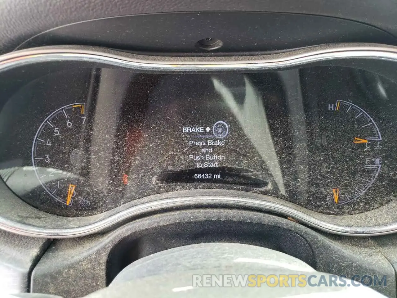 9 Photograph of a damaged car 1C4RJFAG2KC594577 JEEP GRAND CHER 2019
