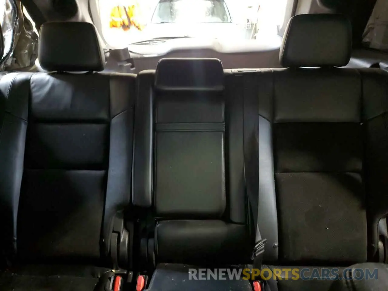 10 Photograph of a damaged car 1C4RJFAG2KC758751 JEEP GRAND CHER 2019