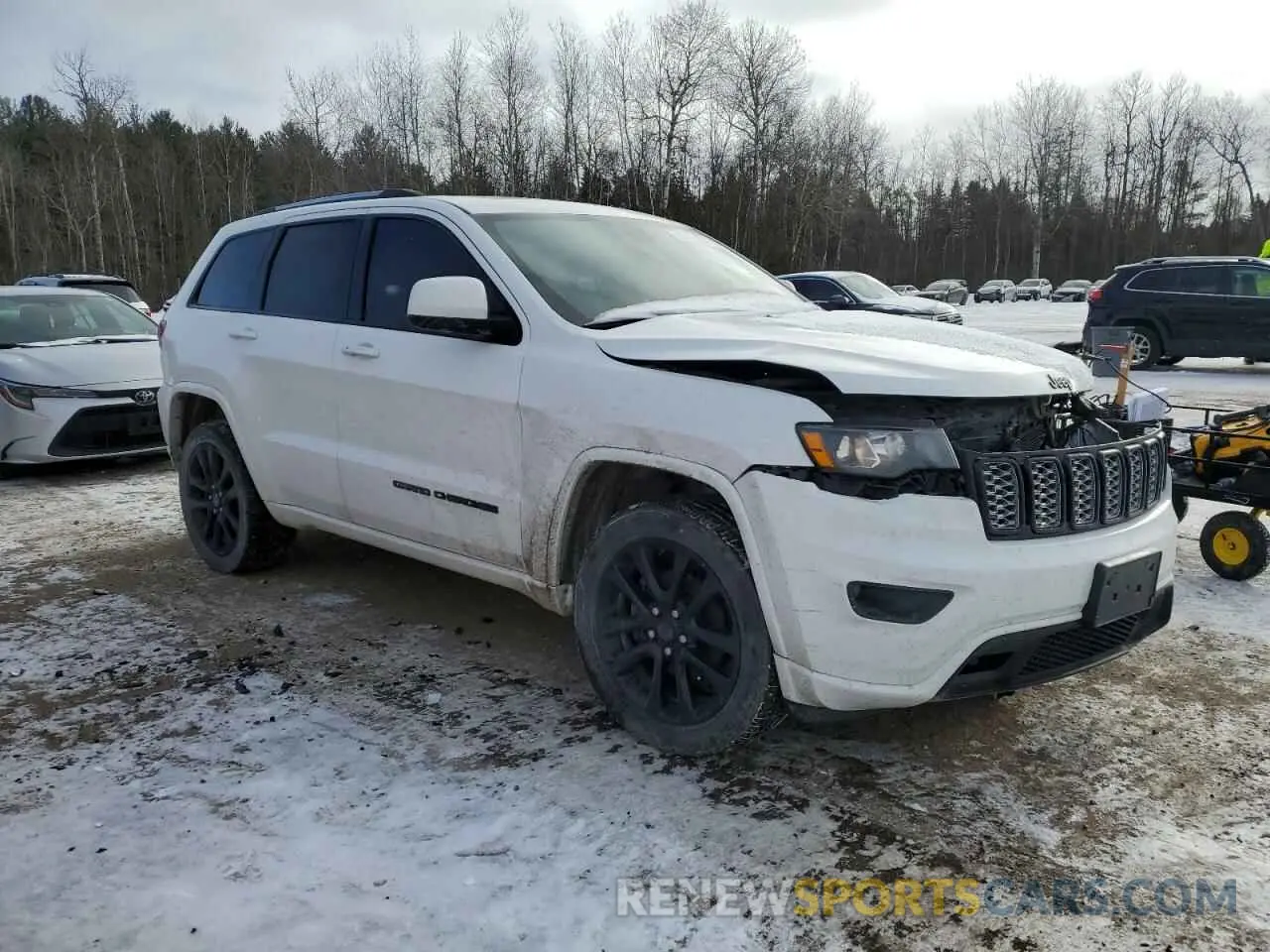 4 Photograph of a damaged car 1C4RJFAG2KC766347 JEEP GRAND CHER 2019