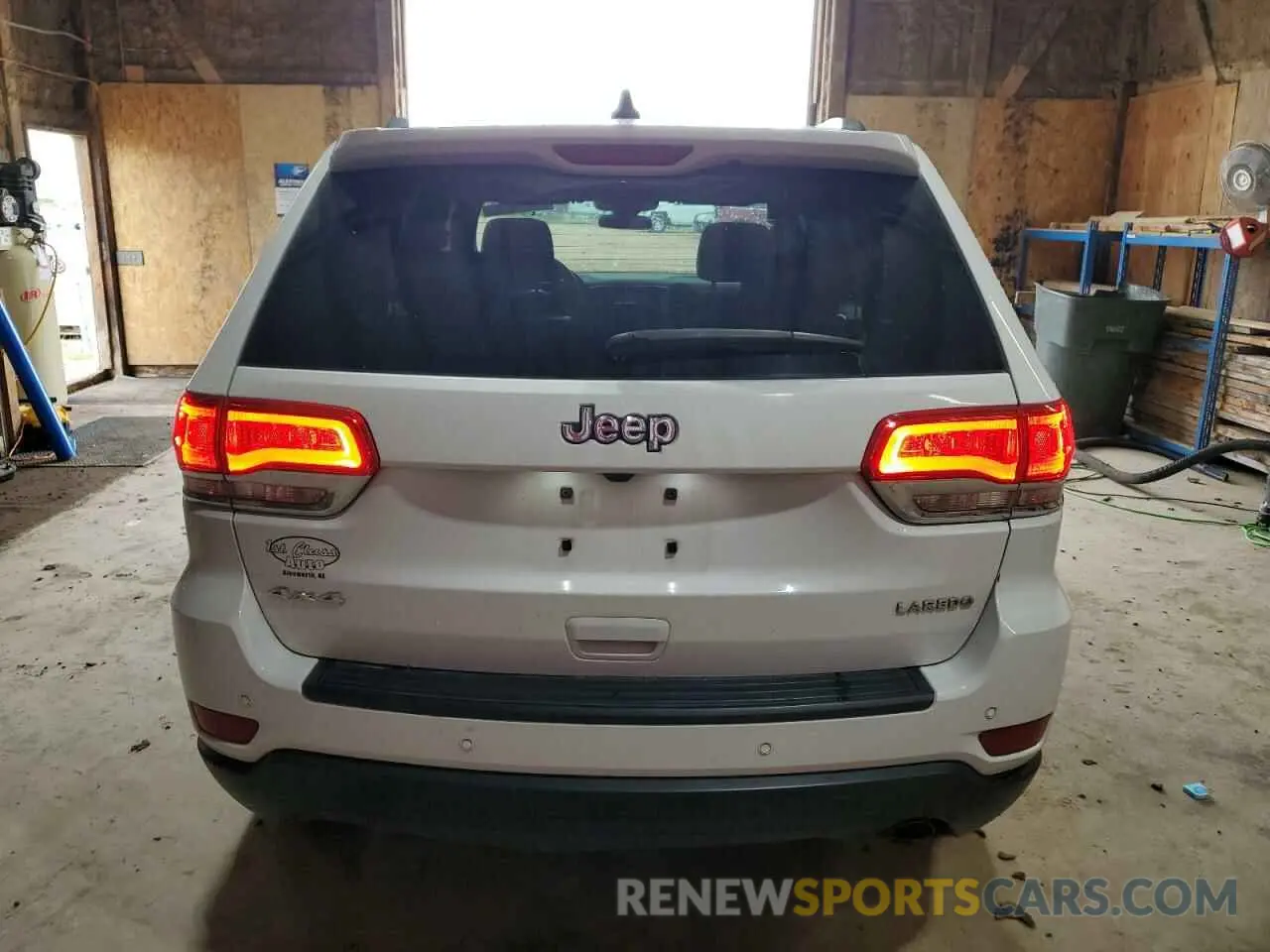 6 Photograph of a damaged car 1C4RJFAG2KC781737 JEEP GRAND CHER 2019