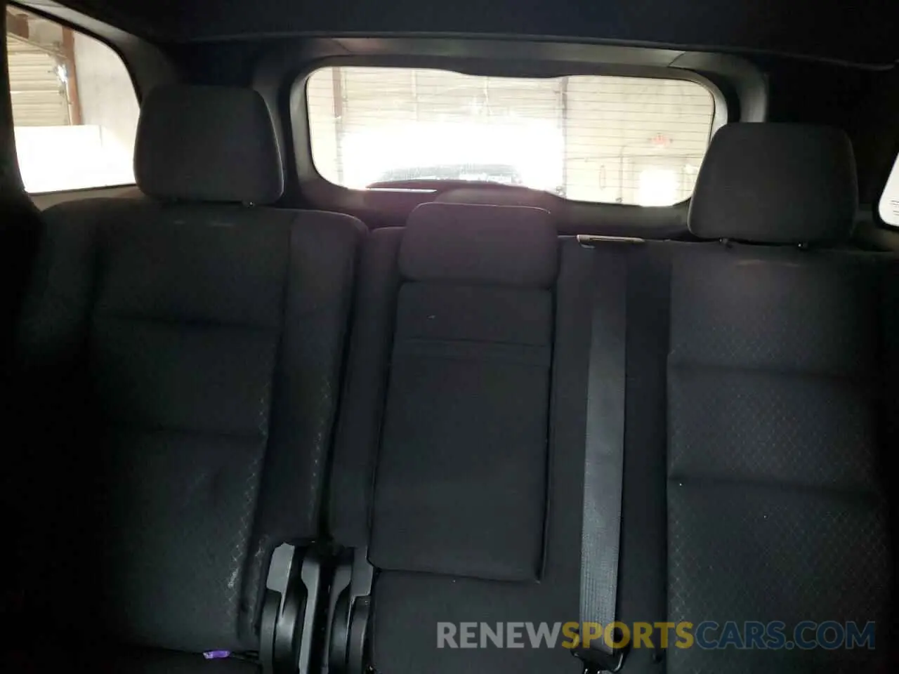 10 Photograph of a damaged car 1C4RJFAG3KC648131 JEEP GRAND CHER 2019