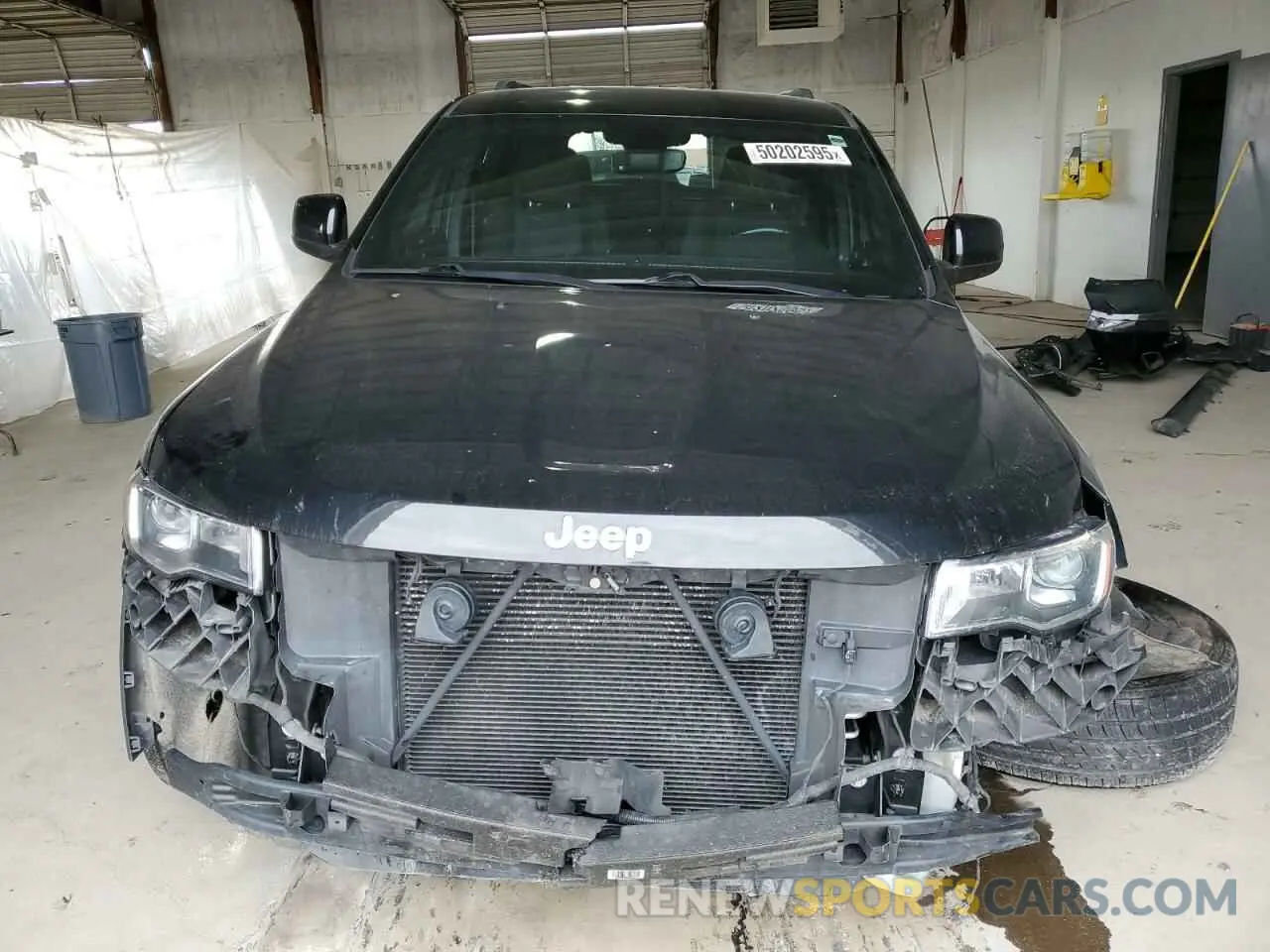 5 Photograph of a damaged car 1C4RJFAG3KC648131 JEEP GRAND CHER 2019