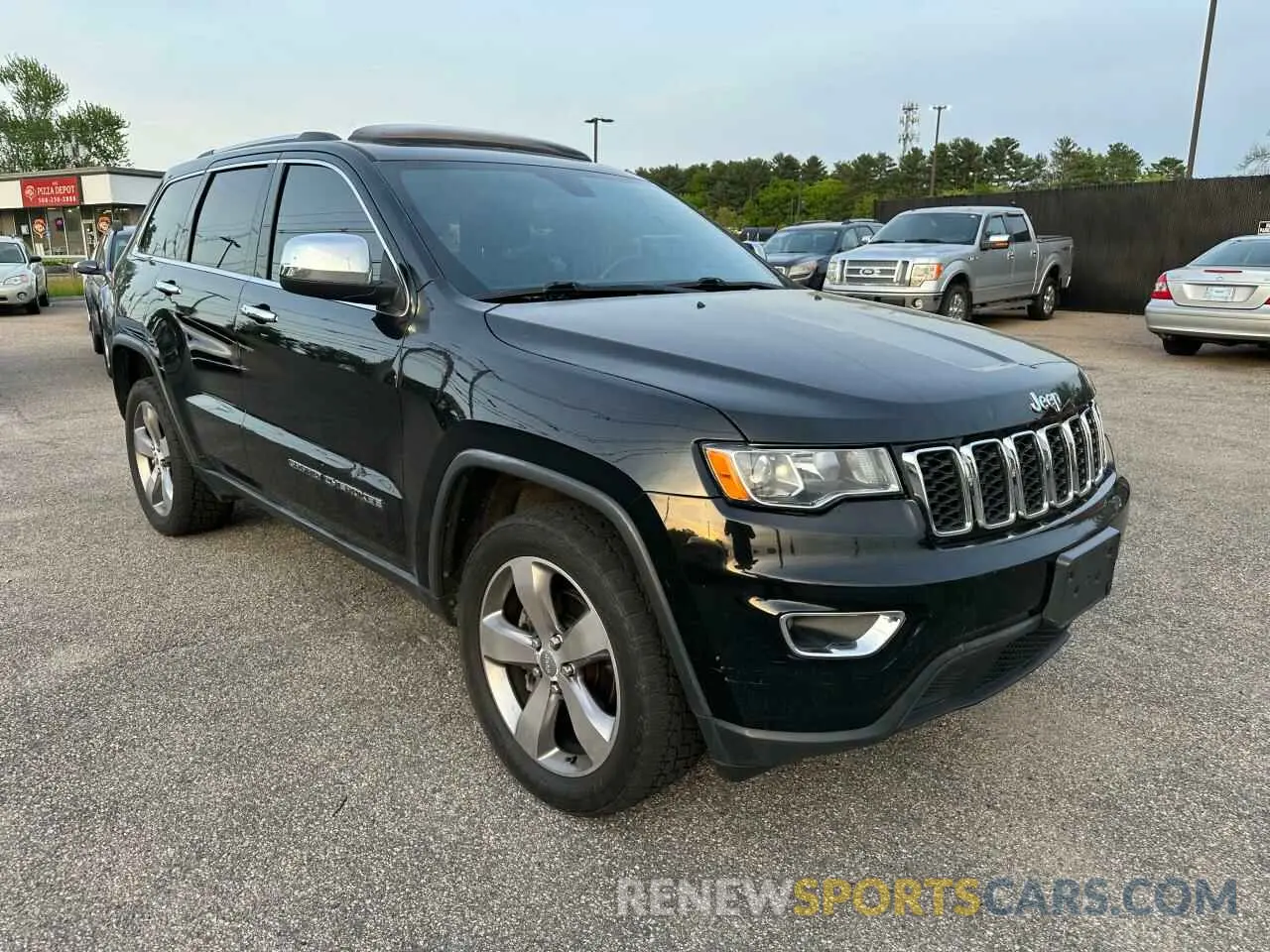 1 Photograph of a damaged car 1C4RJFAG3KC749556 JEEP GRAND CHER 2019