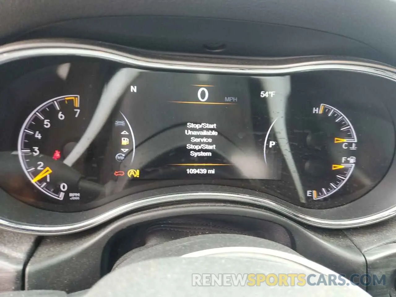 9 Photograph of a damaged car 1C4RJFAG4KC528743 JEEP GRAND CHER 2019