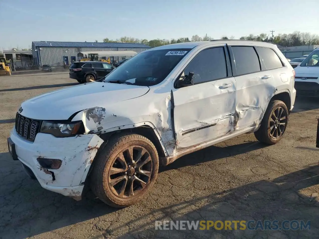 1 Photograph of a damaged car 1C4RJFAG4KC570068 JEEP GRAND CHER 2019