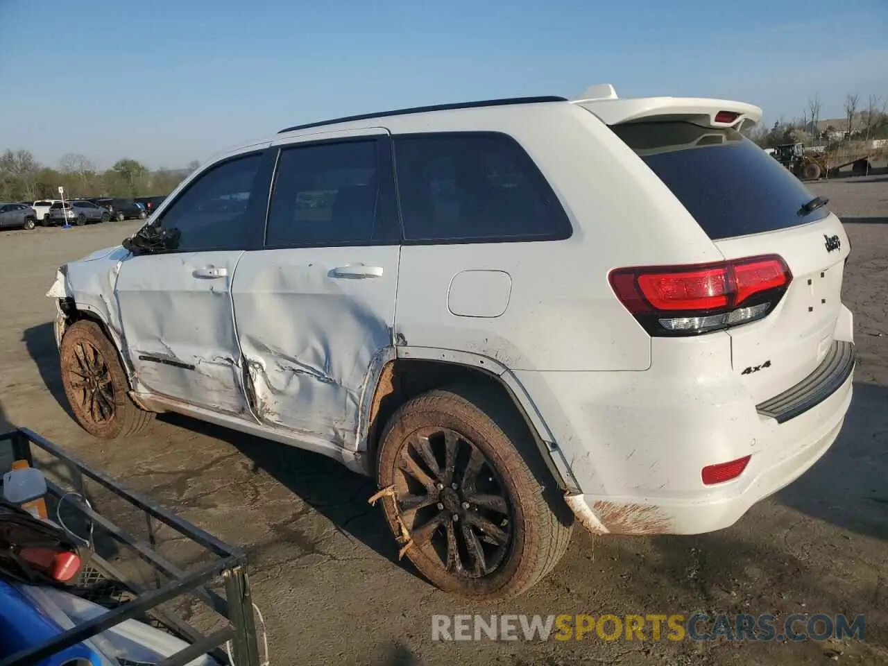 2 Photograph of a damaged car 1C4RJFAG4KC570068 JEEP GRAND CHER 2019
