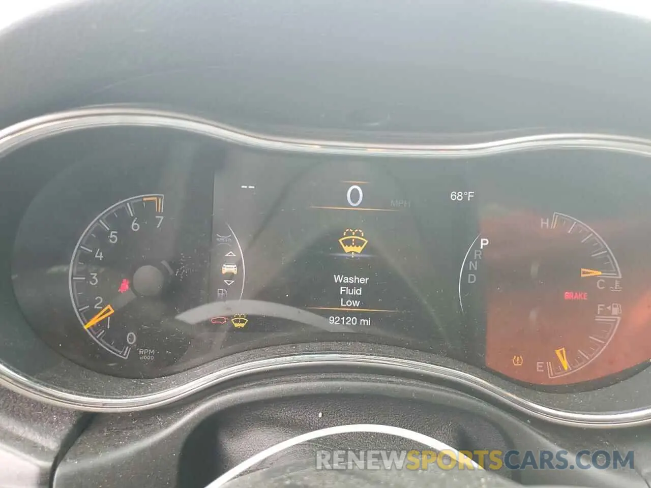 9 Photograph of a damaged car 1C4RJFAG4KC849455 JEEP GRAND CHER 2019