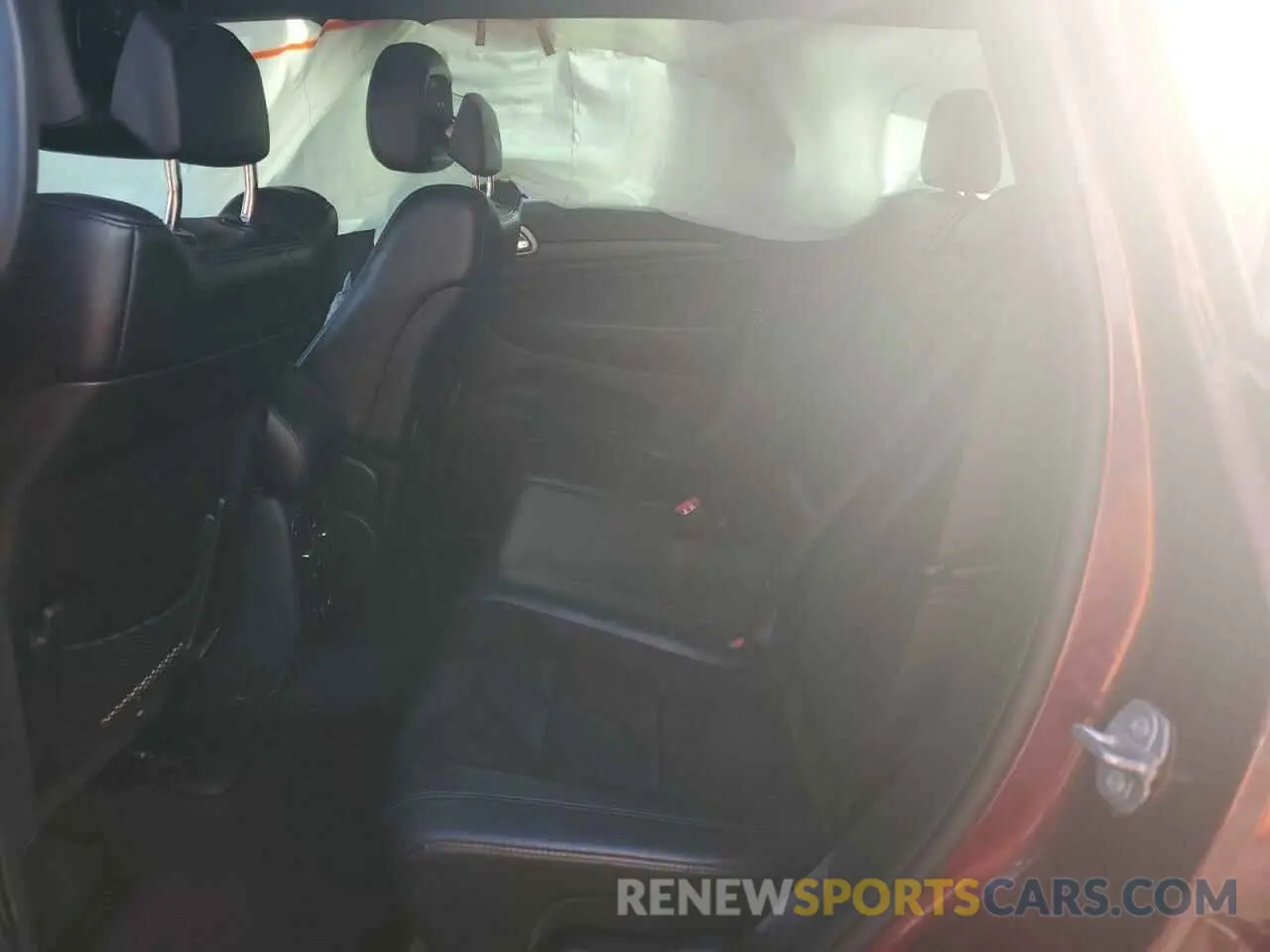 11 Photograph of a damaged car 1C4RJFAG5KC526239 JEEP GRAND CHER 2019