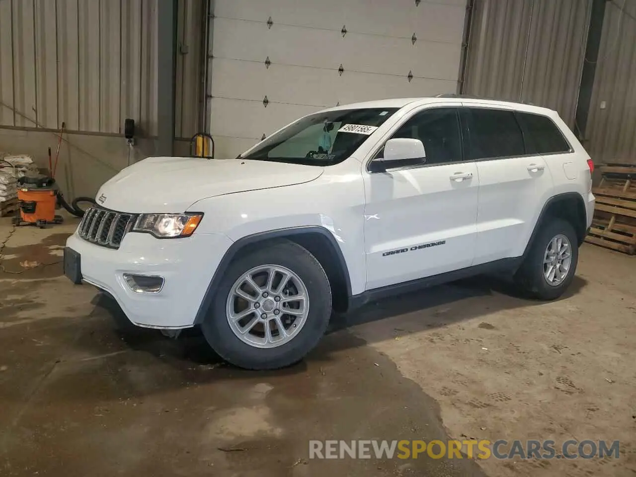 1 Photograph of a damaged car 1C4RJFAG5KC529092 JEEP GRAND CHER 2019