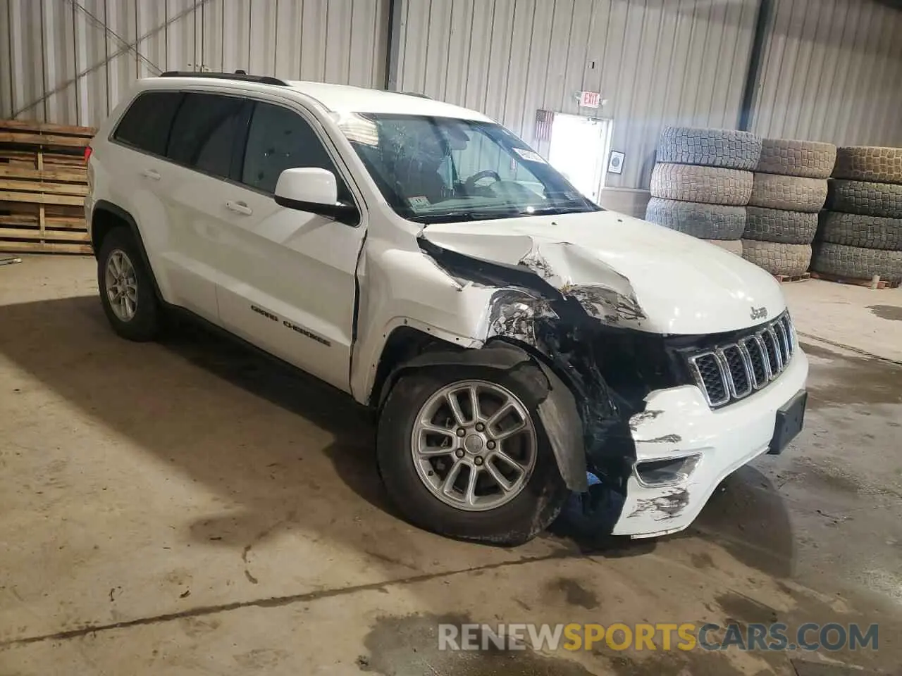 4 Photograph of a damaged car 1C4RJFAG5KC529092 JEEP GRAND CHER 2019