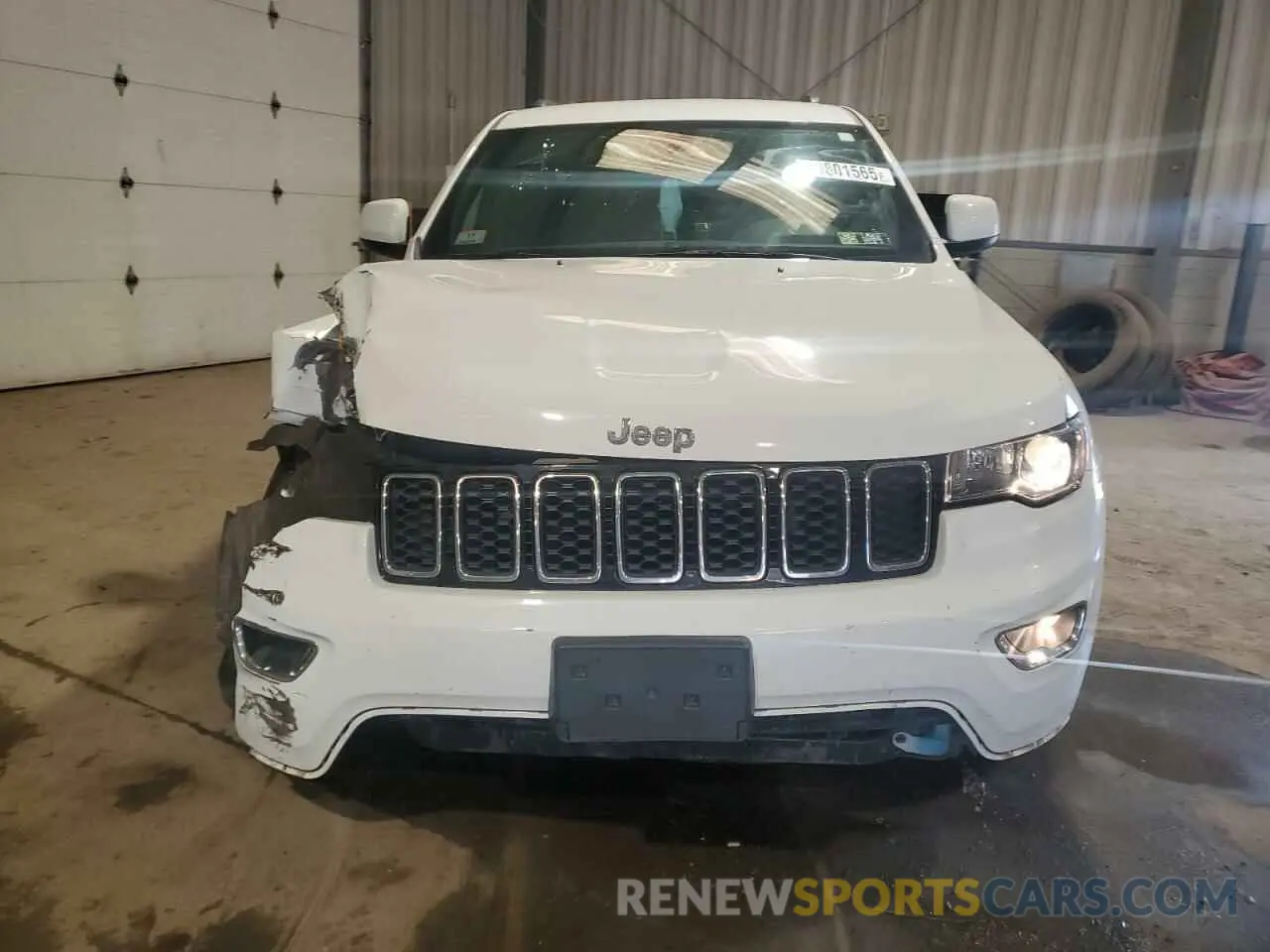 5 Photograph of a damaged car 1C4RJFAG5KC529092 JEEP GRAND CHER 2019
