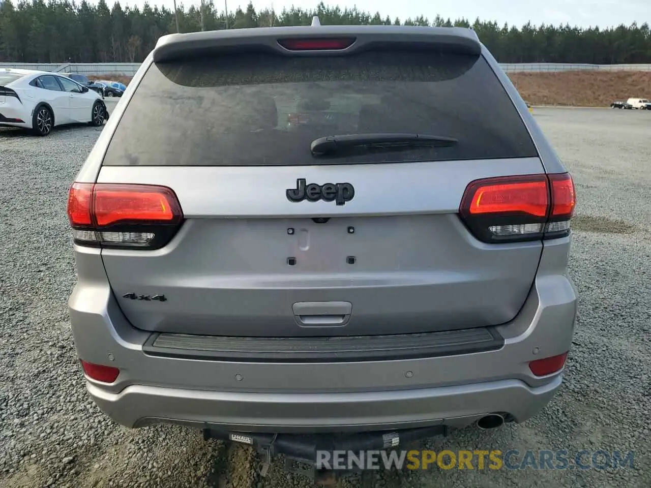 6 Photograph of a damaged car 1C4RJFAG5KC601943 JEEP GRAND CHER 2019