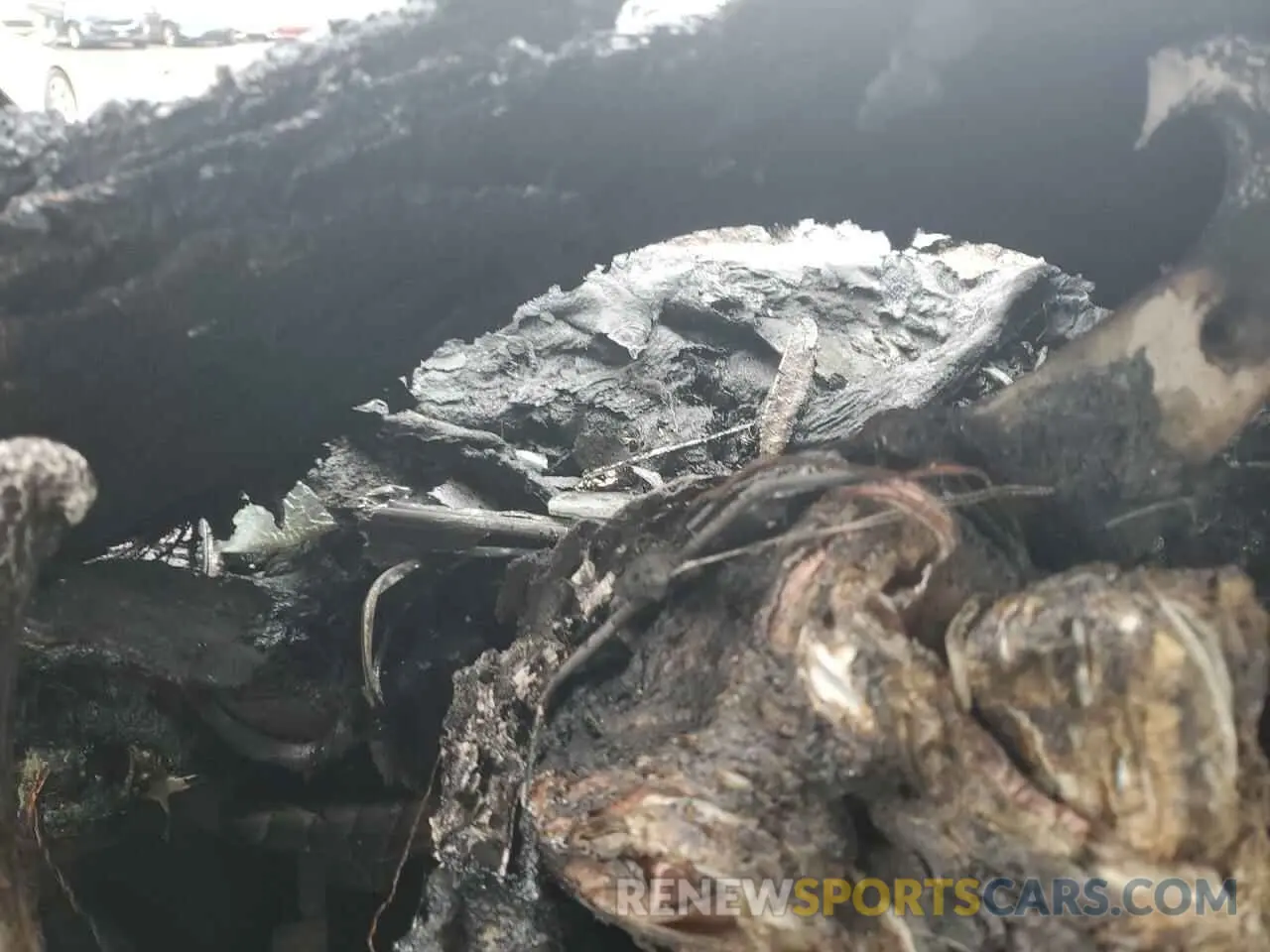 9 Photograph of a damaged car 1C4RJFAG5KC702044 JEEP GRAND CHER 2019