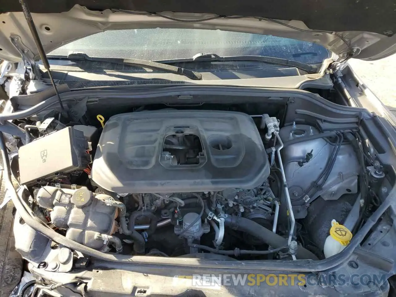 12 Photograph of a damaged car 1C4RJFAG5KC720253 JEEP GRAND CHER 2019